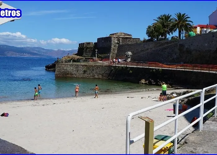 Paseo Del Puerto 公寓 *