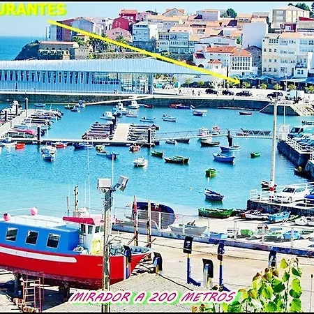 Paseo Del Puerto * فينيستيري