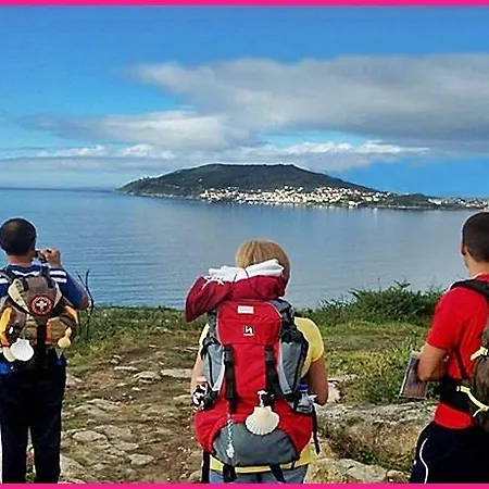 Paseo Del Puerto * فينيستيري