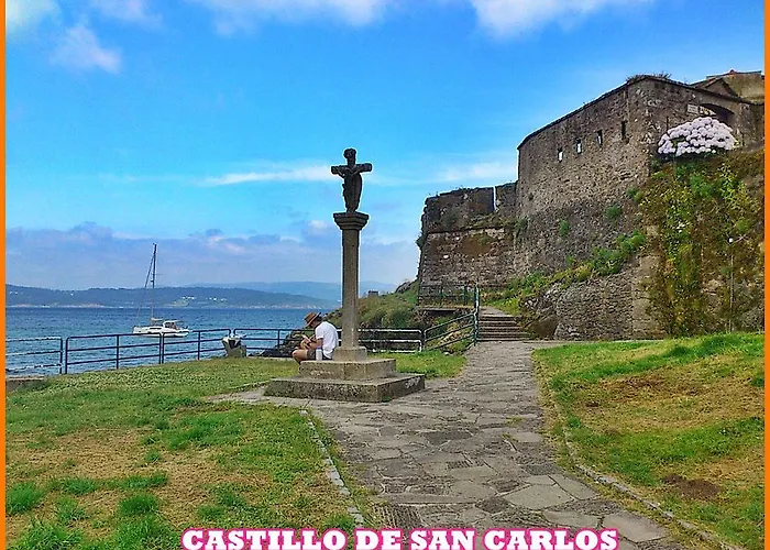 Paseo Del Puerto *